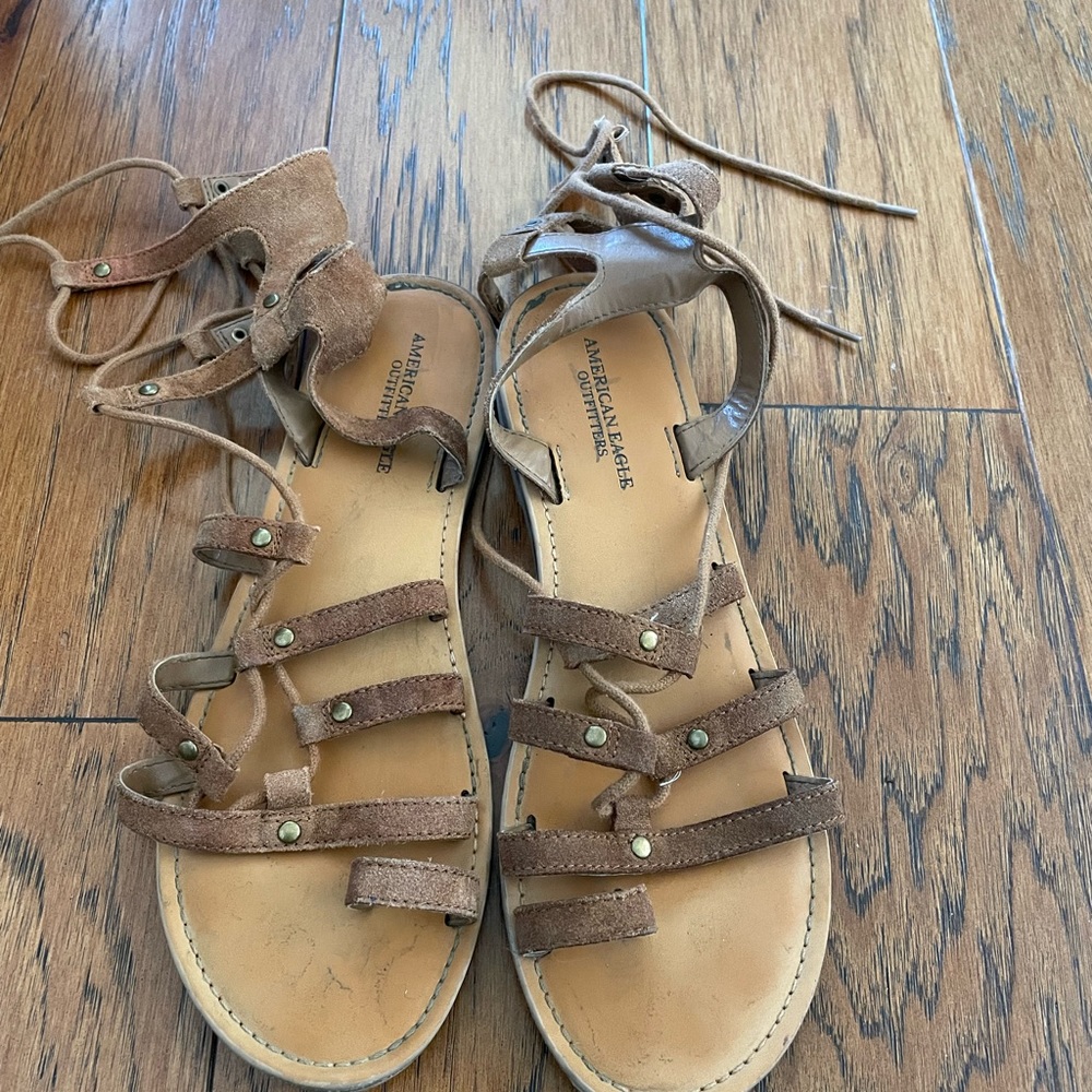 American eagle sandals